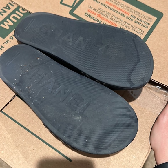 Chanel navy gold pool sandals - Picture 4 of 8